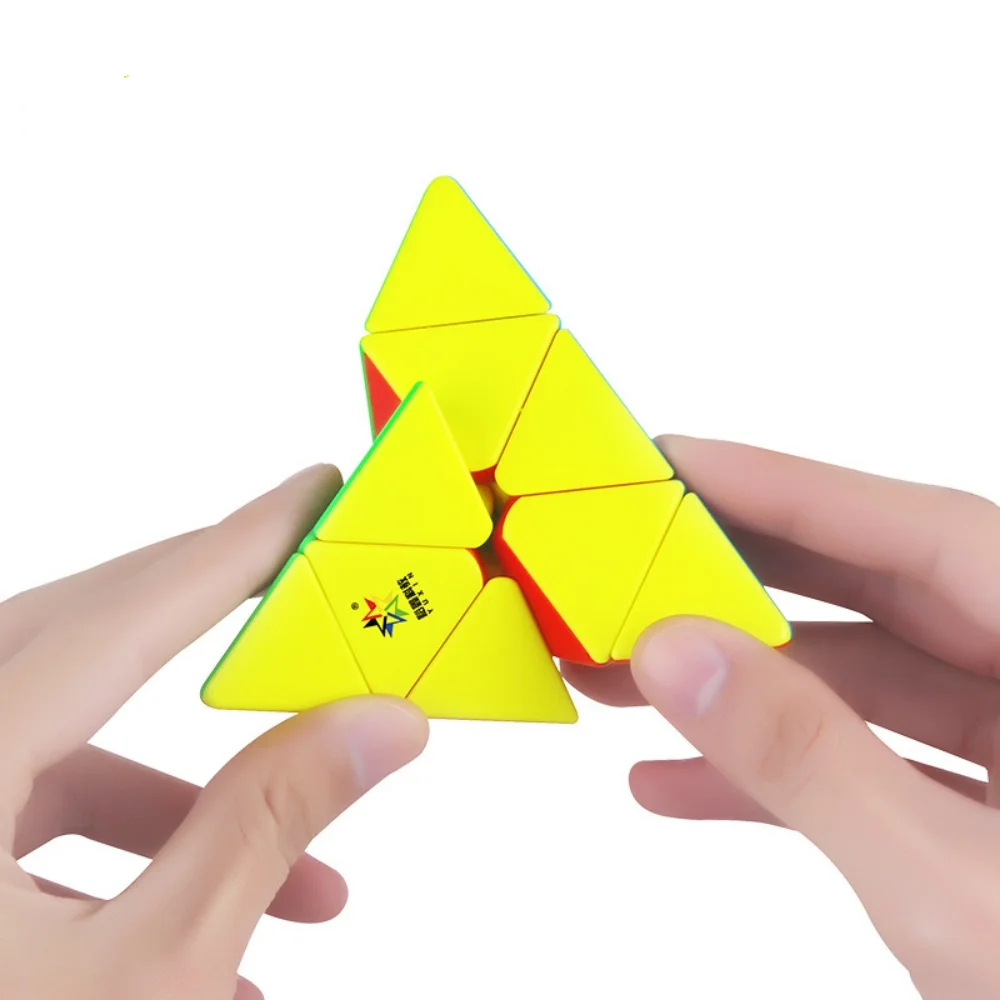 Yuxin Magic Cube 3X3 Pyramix Magic Speed Kubus Stickerless Professionele Kubus Speelgoed Voor Kinderen Kleine Magische Piramix