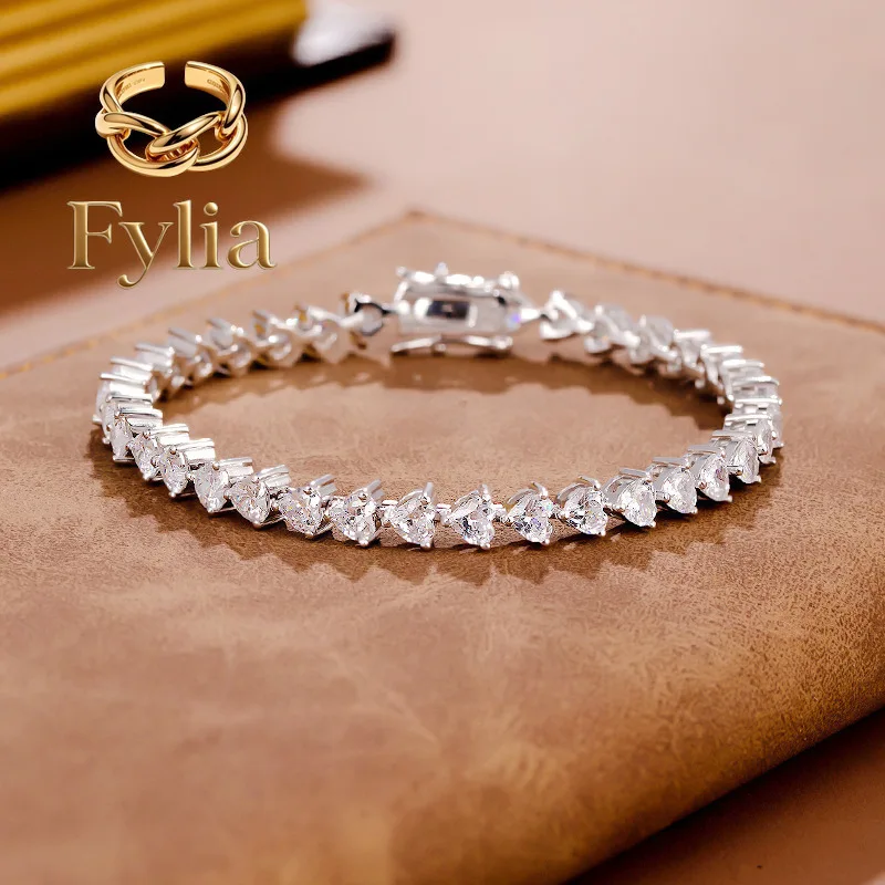 

Fylia Jewelry Luxury Solid Platinum PT950 High-end fashion love bracelet sweet simple ins niche women's bracelet