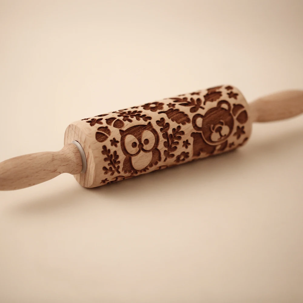 Arjmide Squirrel Rolling Pin for Christmas Baking Deep Engraved Wooden Embossed  Owl Bear Animal Rolling Pin For Kid Cookie Tool