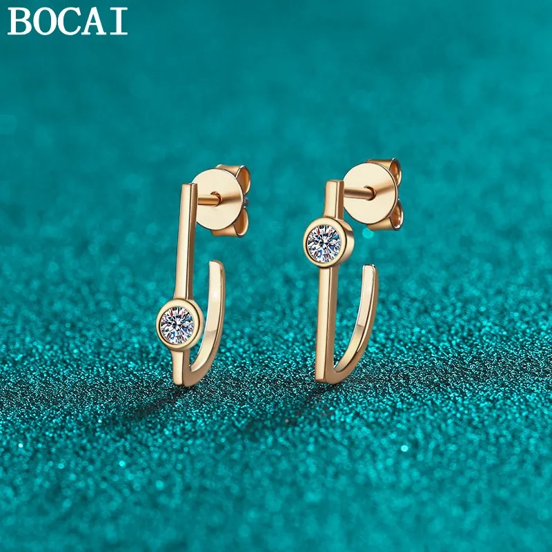 0.2ct Moissanite S925 Silver Stud Earring for Women Plated Pt950 Simplicity Lines Ear Studs Lover Gift Jewelry Wholesale