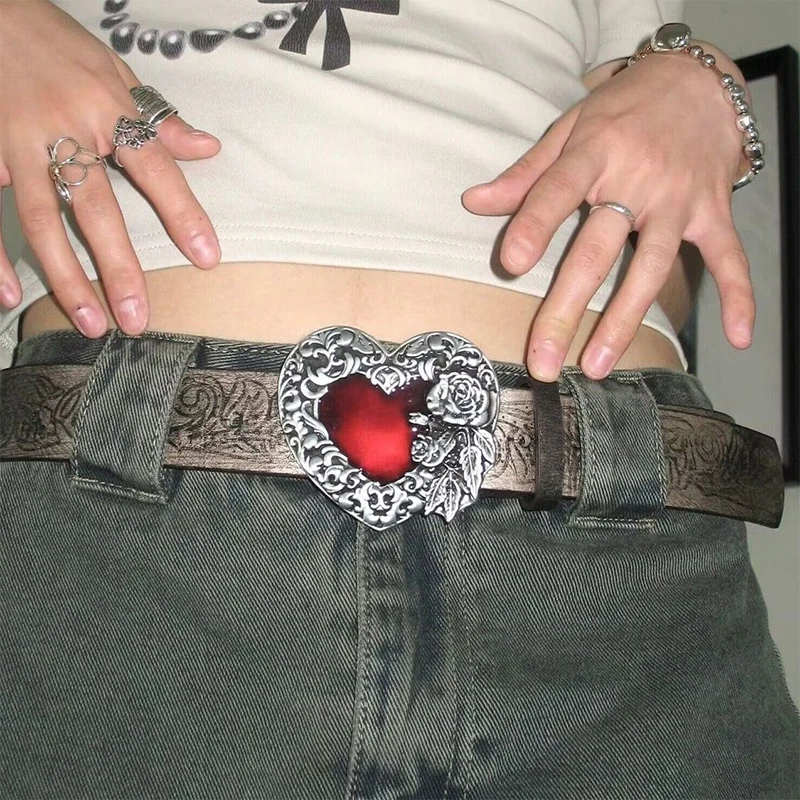 Ceinture gothique punk en cuir pour femme, sangle de taille en métal, ceinture décorative en forme de cœur de pêche rouge, accessoires pour jeans, Y2K