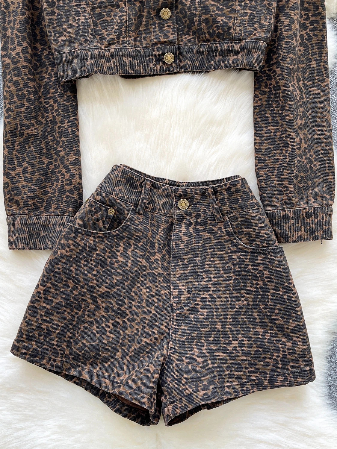 

Sweet Cool Spicy ort Leopard Print Long Sve Denim Jaet Женский повседневный комплект с высокой талией из двух предметов Faionable Sli