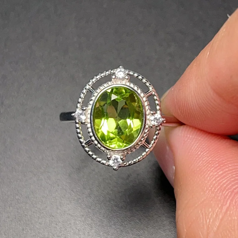 

2ct Natural Peridot Ring for Woman Solid 925 Silver Peridot Jewelry with 3 Layers Gold Palting Classic Gemstone Silver Ring