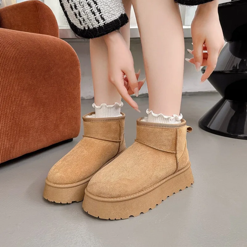 2024 Winter Thick soled High Rise Snow Boots for Women with Velvet and Suede Waterproof and Anti slip Cotton Shoes