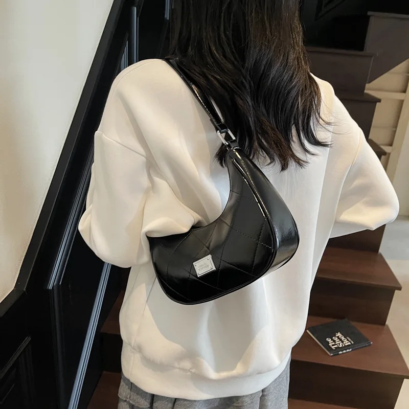 

2025 Minimalist Underarm Bag - Soft Crossbody Purse with Chain Strap, Elegant Work Tote for Women, Office & Party