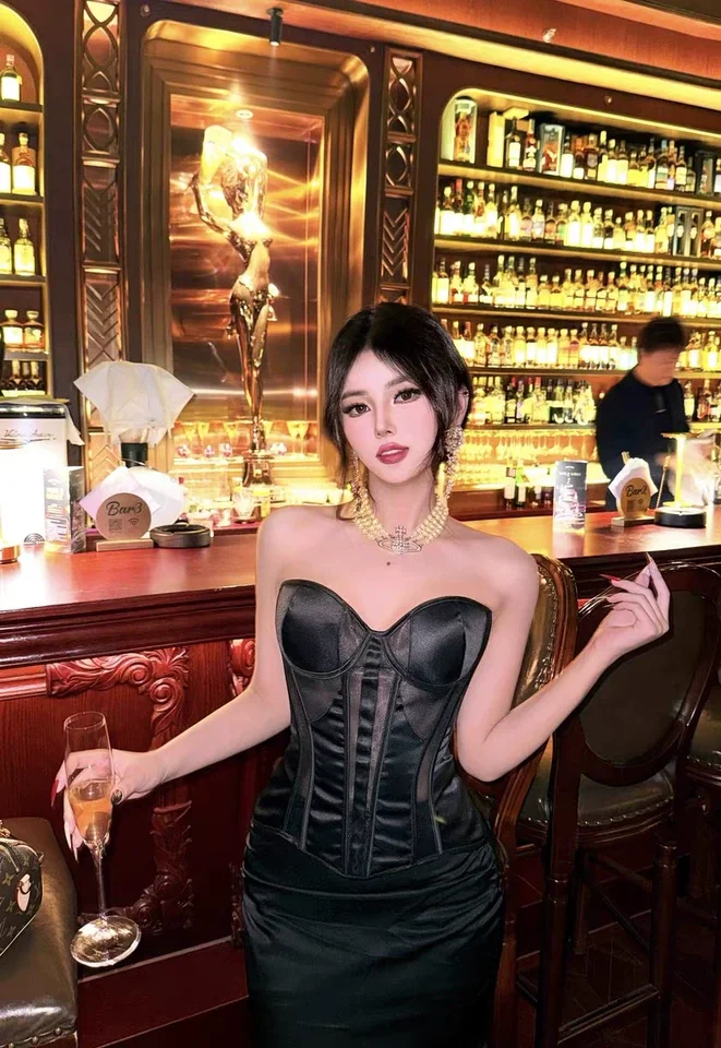

Women Breathable Mesh Bra Sexy Corset Gothic Slim Streetwear See Through Overbust Bustier Top