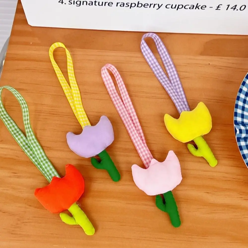 

Funny Korean Style Flower Keychain Cute Plush Stuffed Tulip Plush Keyring Kawaii Soft Tartan Tulip Pendant Couple