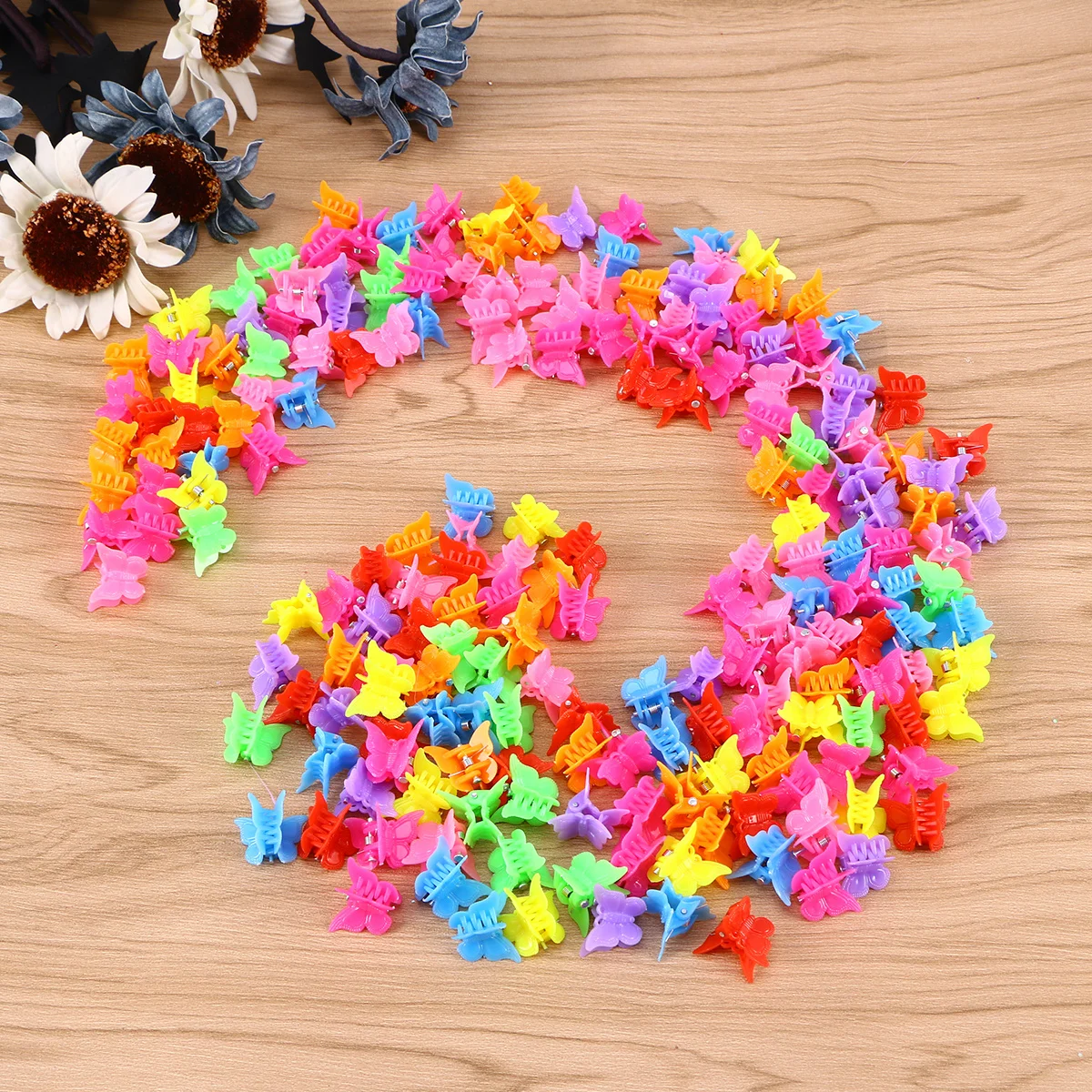 

100pcs Butterfly Clips Mini Hair Clips 2X1.5Cm Mixed Colors For Women Girls Hair Styling Barrettes Accessories