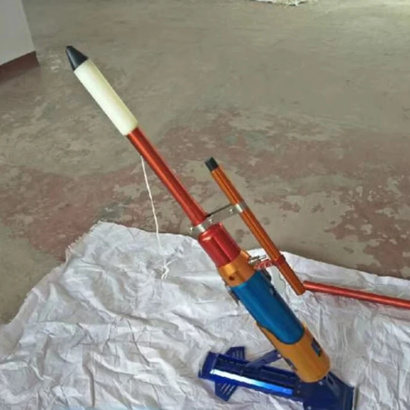 Long-distance life-saving thrower, pneumatic thrower