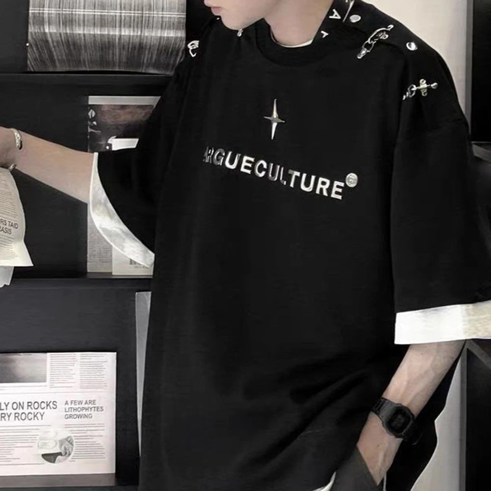 Mens Summer Short Sleeve T-shirt Metal Buckle Design Streetwear Korean Trendy Casual Loose Top Tees Personality Letter Pullover