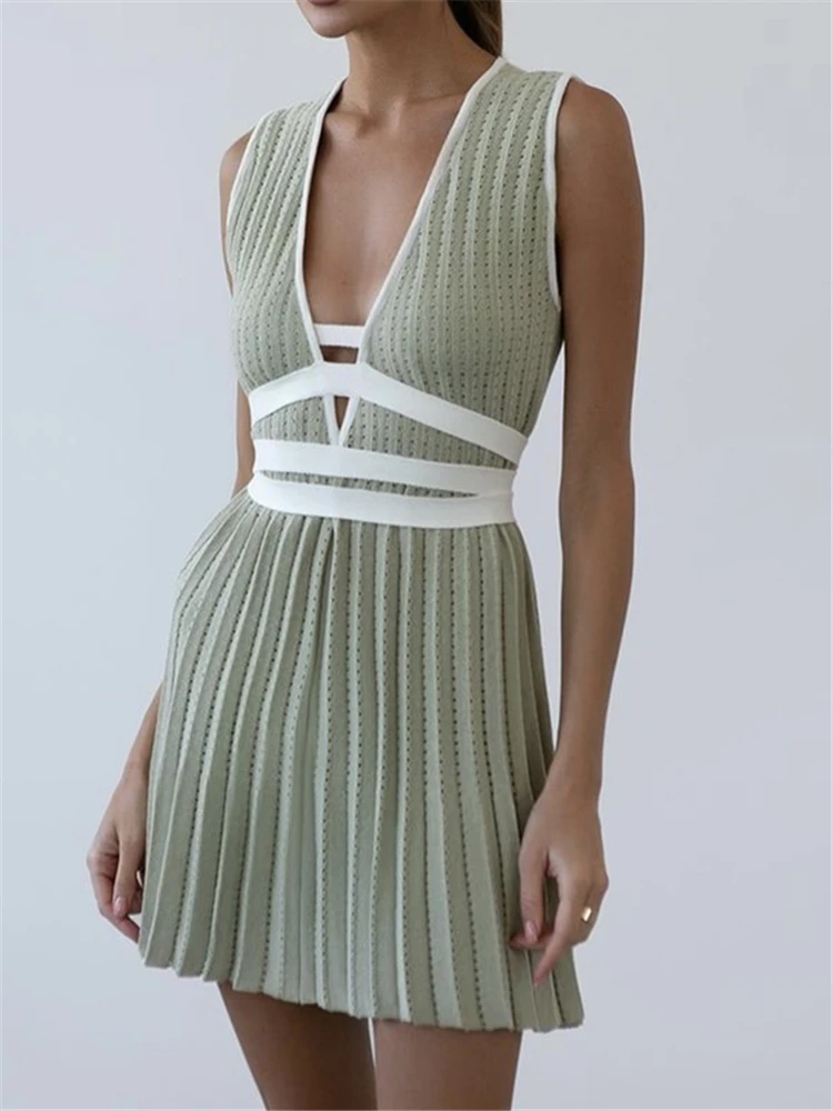 REALEFT letnie głębokie dekolt w serek dzianinowe sukienki damskie wysokiej talii zasznurować Casual bez rękawów solidna seksowna Mini sukienki kobiece damskie