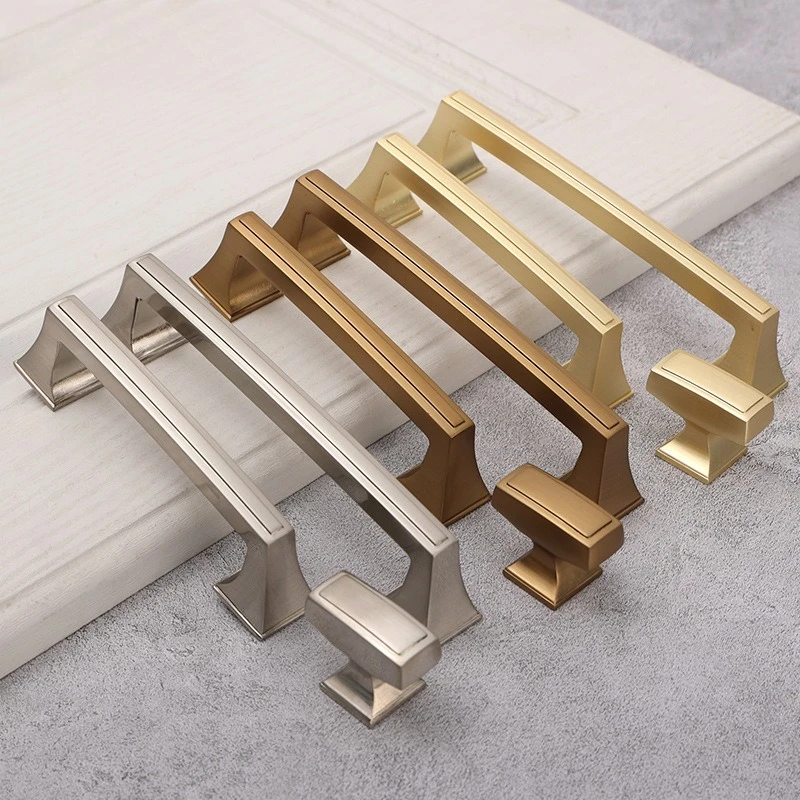 Modern minimalist zinc alloy door handles for Nordic shoe cabinets, wardrobes and cabinets with extended door handles