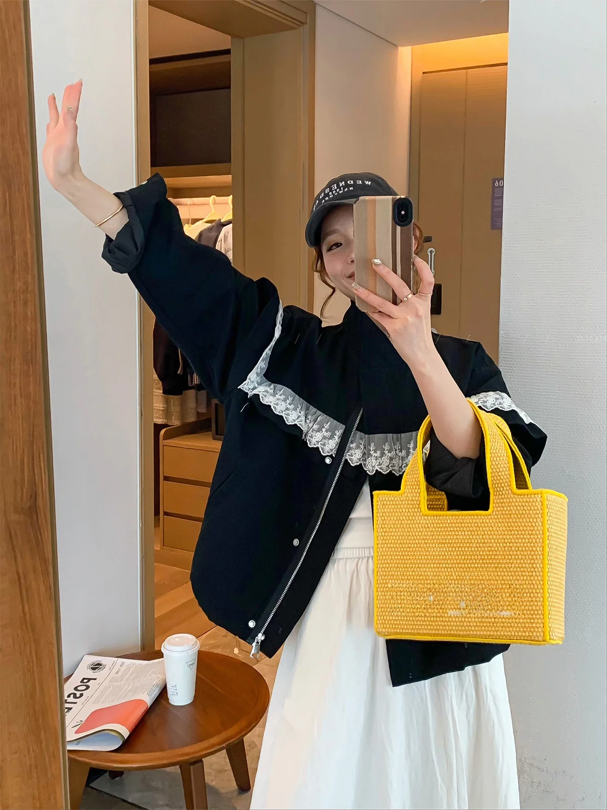 

Женская повседневная куртка Love Devil Fi Bla с кружевными вставками, воротником-стойкой и молнией, стандартный крой, верхняя одежда