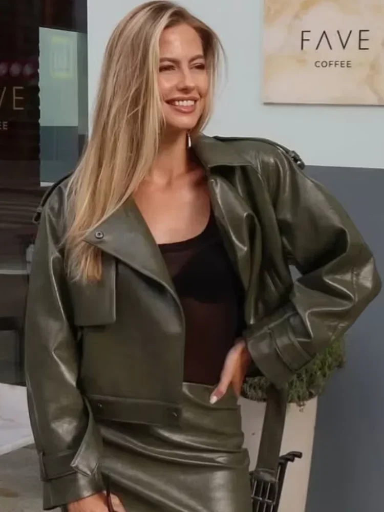 

Однотонное укороченное кожаное пальто, женское модное пальто с лацканами и длинным рукавом на молнии, свободная куртка, новинка 2023 года, осенняя женская уличная верхняя одежда