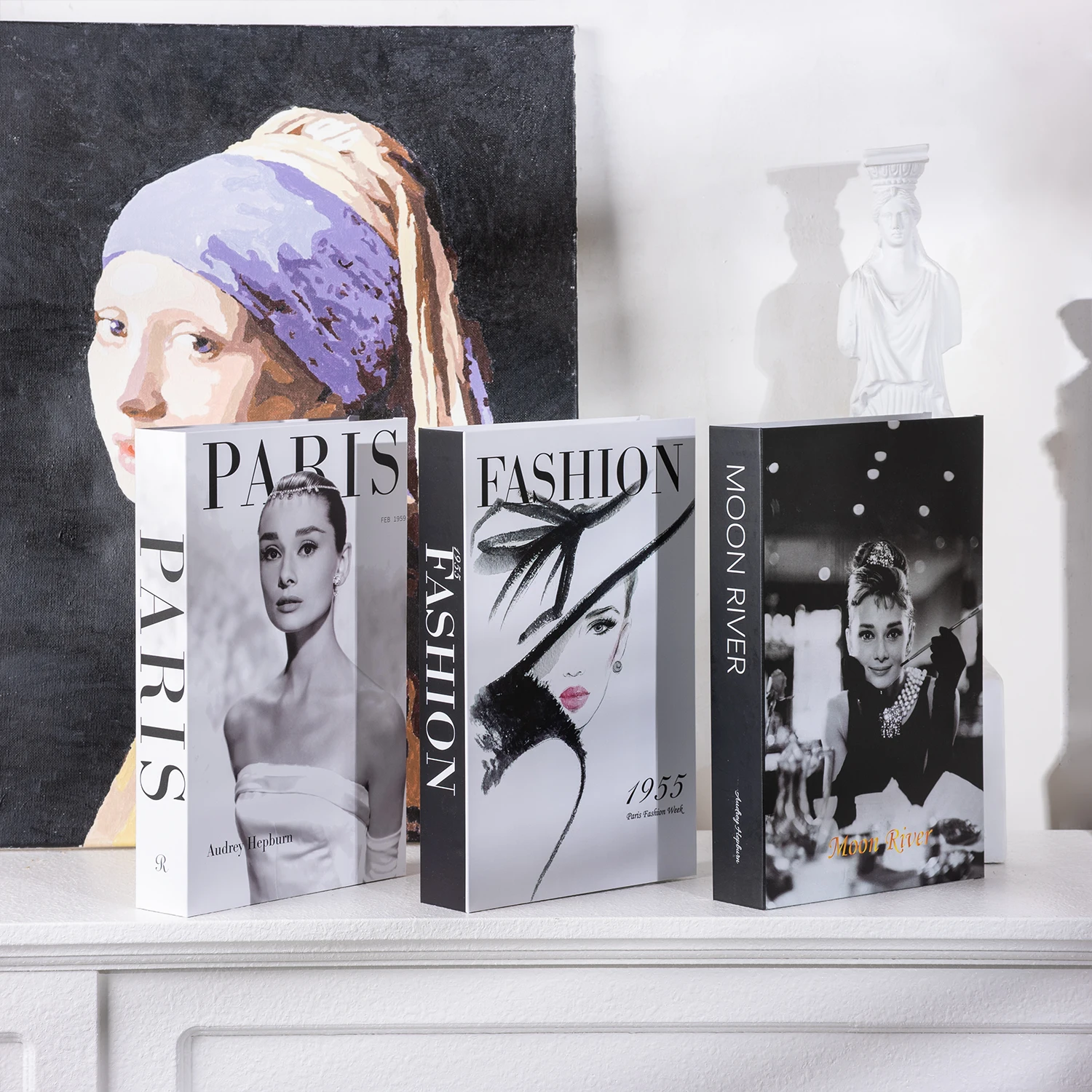 Open Luxury Fashion Decorative Fake Book Simulation Book Box Photography Coffee Table Model Room Hotel Villa Home Decor Ornament