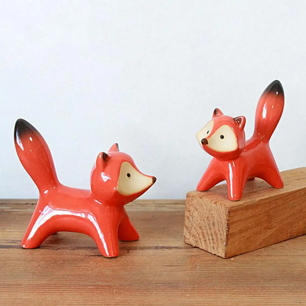 2Pcs Fox Ornament  Nordic Style Underglaze Red Porcelain Ceramic Ornament Clear Lines Wisdom. Fox Crafts Home Decoration Crafts