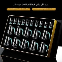 wine glass set is light and luxurious, equipped with a small wine cup, a crystal glass wine glass separator and a strong