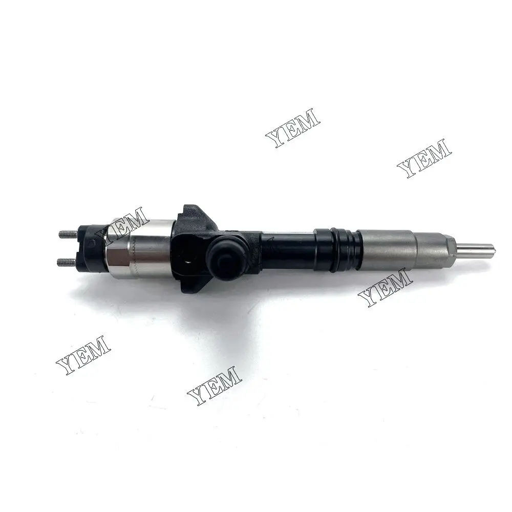 Brand-New V3800 V3800-CR Fuel Injector 1J500-53051 For Kubota engine parts