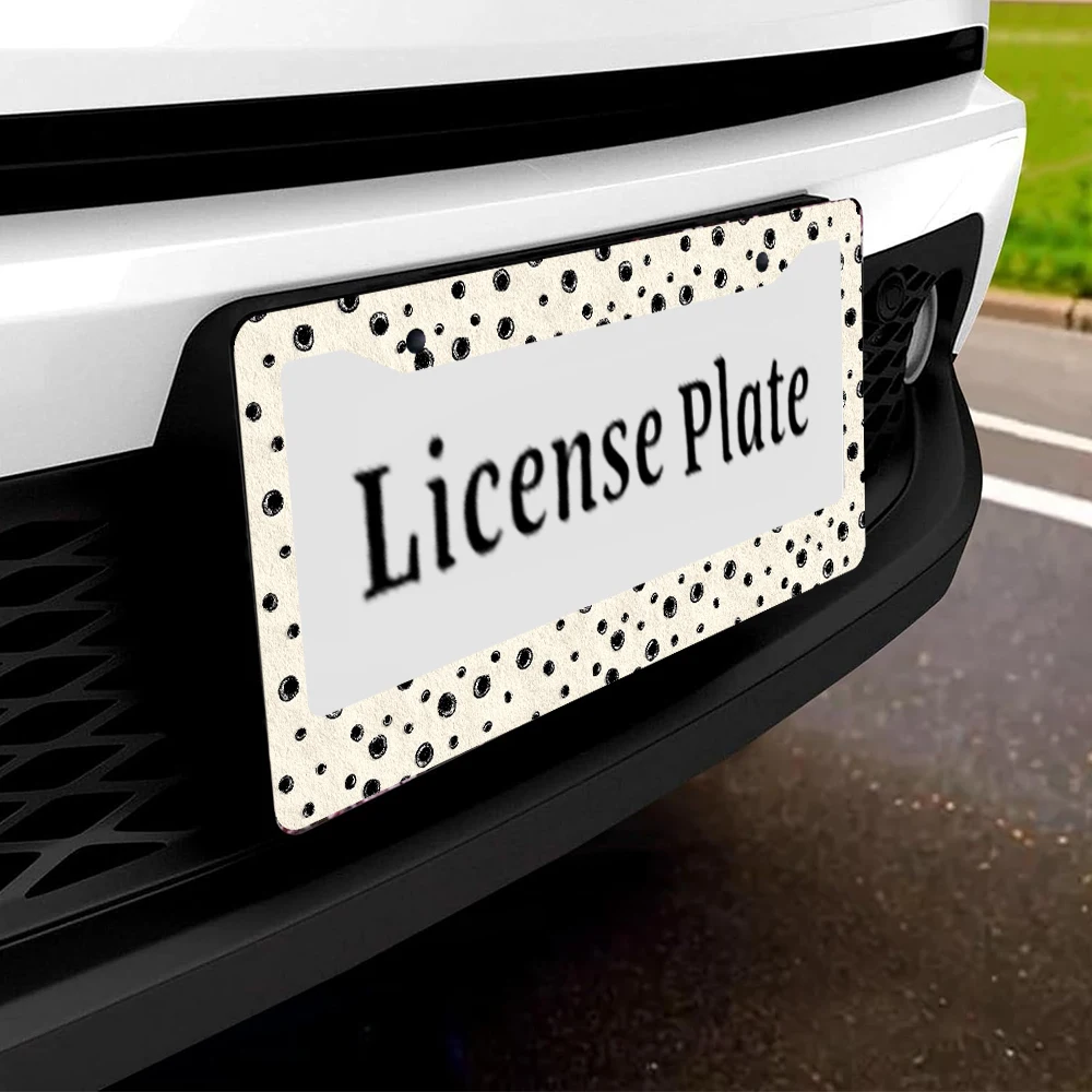 กรอบป้ายทะเบียน 2 รู สีเบจลายจุดดำ 1 ชิ้น วัสดุอะลูมิเนียม ขนาด 6x12 นิ้ว พร้อมชุดสกรู สไตล์เรโทร