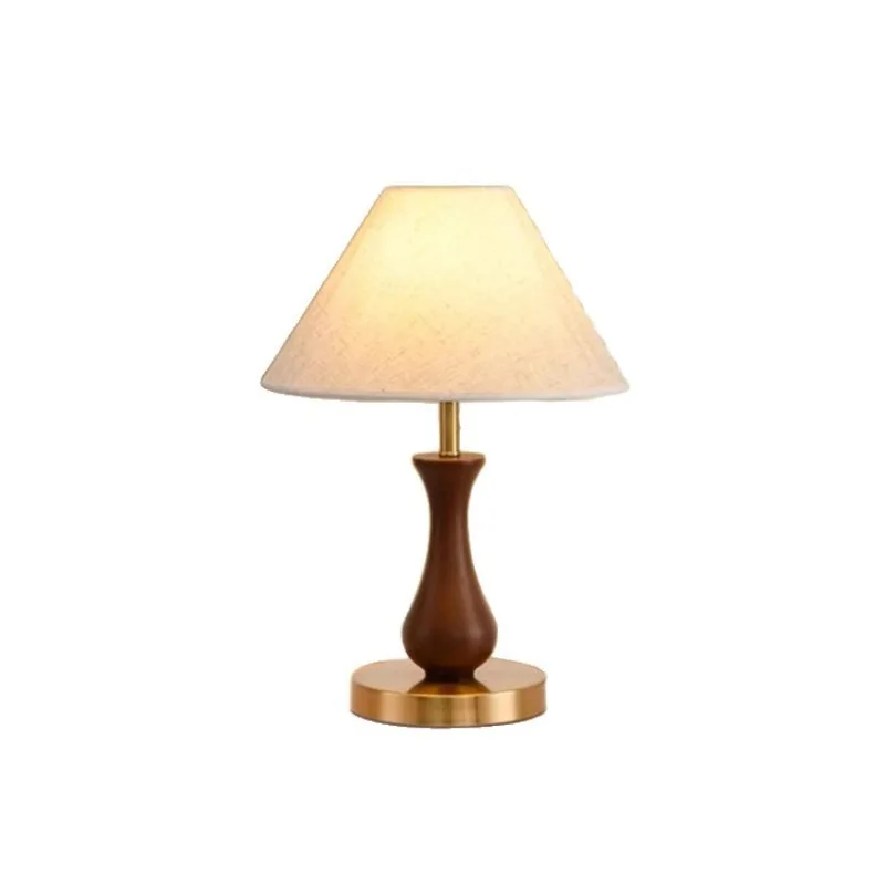 

Table lamp American retro, solid wood fabric night light, medieval atmosphere