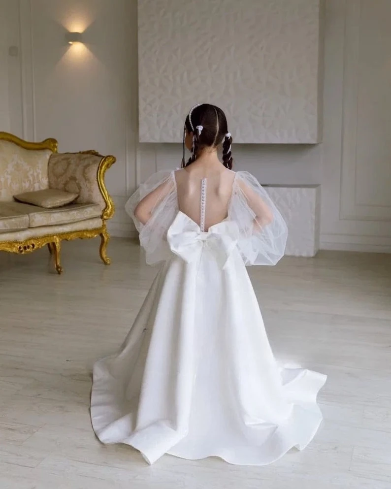 Satin Flower Girl Dress with Bow Tulle Wedding Dresses Junior Bridesmaid Toddler Ivory Girl Princess Pageant Dresses for Girls