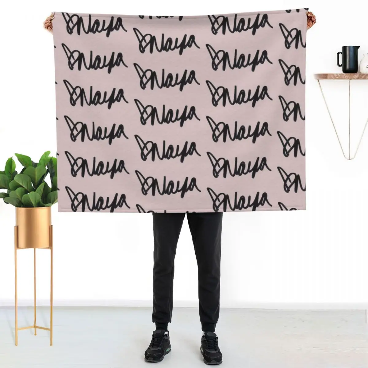 naya rivera autograph Throw Blanket wednesday Decorative Sofas Single Softest Travel Cute Plaid Blankets