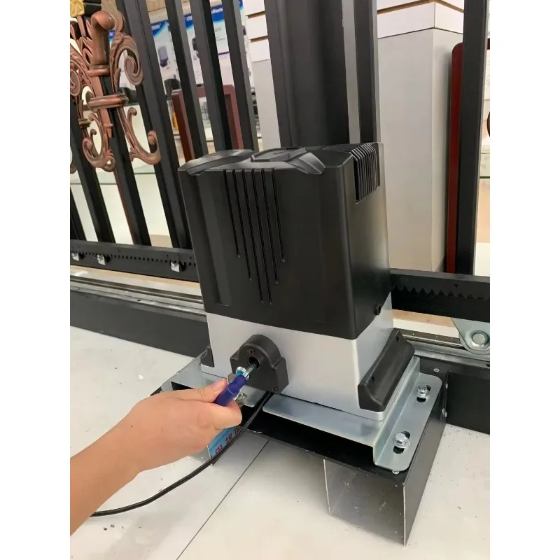Factory Price Rack Driven 220/110VAC 1500KG Heavy Sliding Gate Motor Auto Electric Sliding Gate Opener Oil Bath Metal Gear