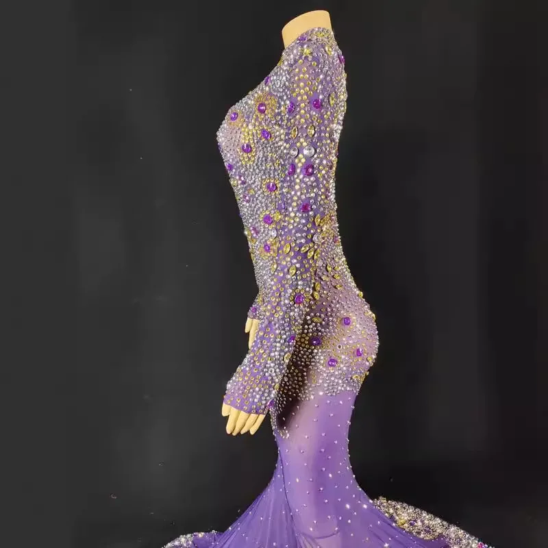 เพชรชุดวันเกิดขายร้อนนักร้องหญิงGorgeous Court Rhinestoneสีม่วงชุดผลกําไรในรอบเต้นรําVestidos De Fiesta De Lujo