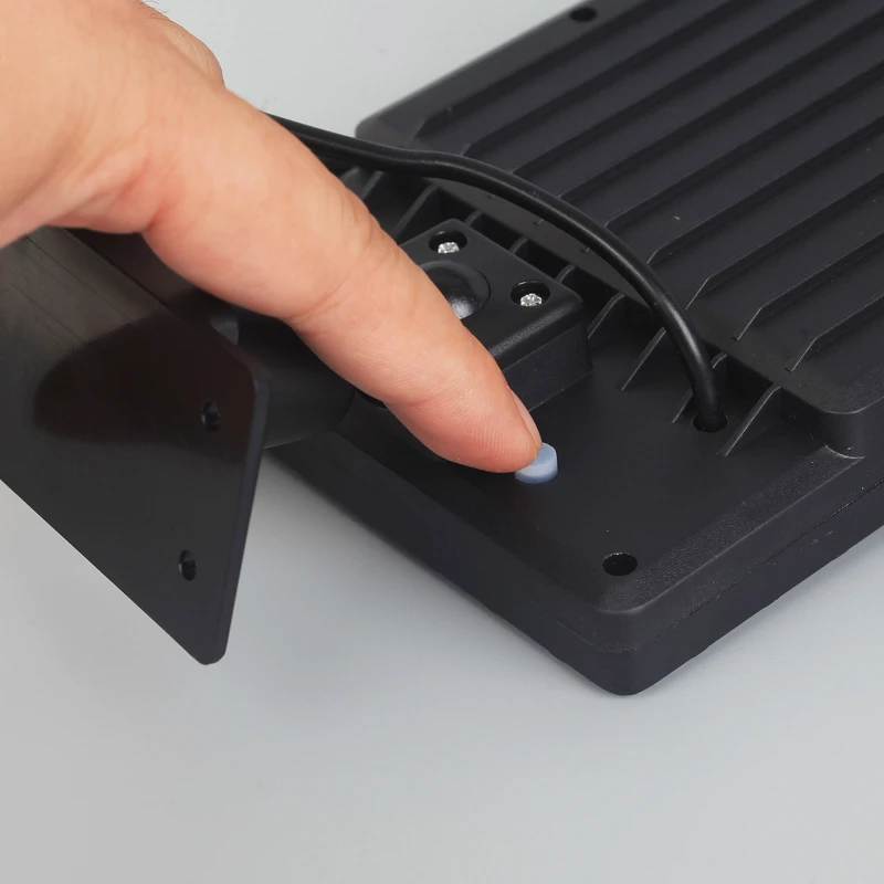 لوحة للطاقة الشمسية الثريا أدى ضوء قلادة بالطاقة الشمسية مصباح أبيض / ضوء دافئ مع جهاز التحكم عن بعد التخييم في الهواء الطلق حديقة