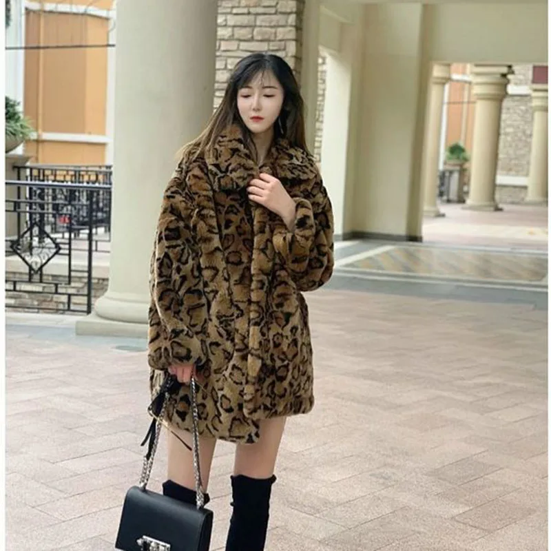 Haining Mode Bontjas Vrouwelijke Luipaard-Print Imitatie Rex Konijn Haar Jeugd Lange Temperament Jas Pluche Revers Winter Coatfemme