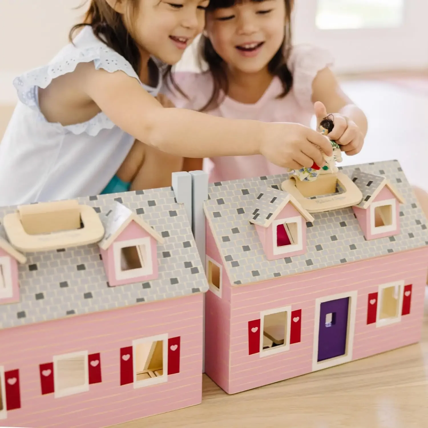 2024 USA  Fold and Go Wooden Dollhouse With 2 Dolls and Wooden Furniture,Multi,One Size