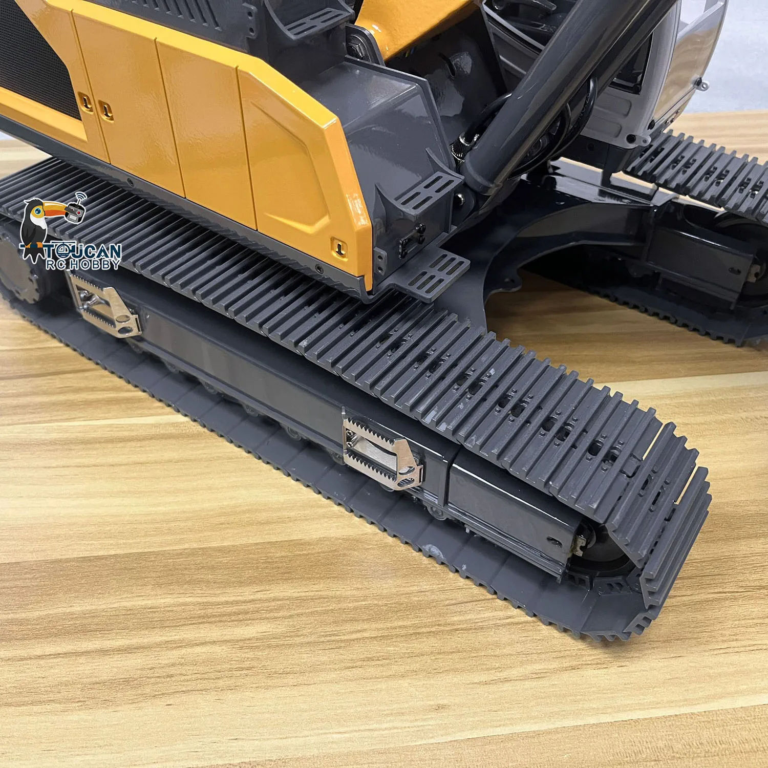 US Stock 945 XDRC 1/14 Hydraulic RC Excavator for Remote Control 5CH Reversing Valve Metal Earth Digger PL18EV Model Toys