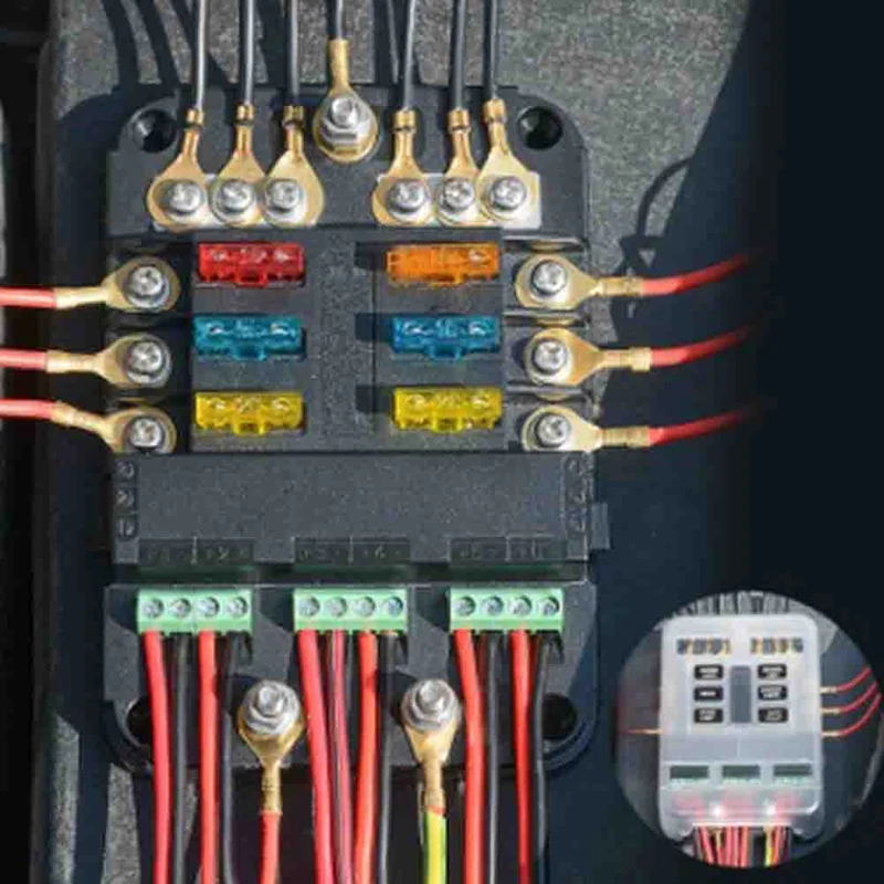 

6-Way Individually Controlled Open Circuit Indication Fuse Box Suitable For Car Ship Truck Tugboat Corrosion Resistance