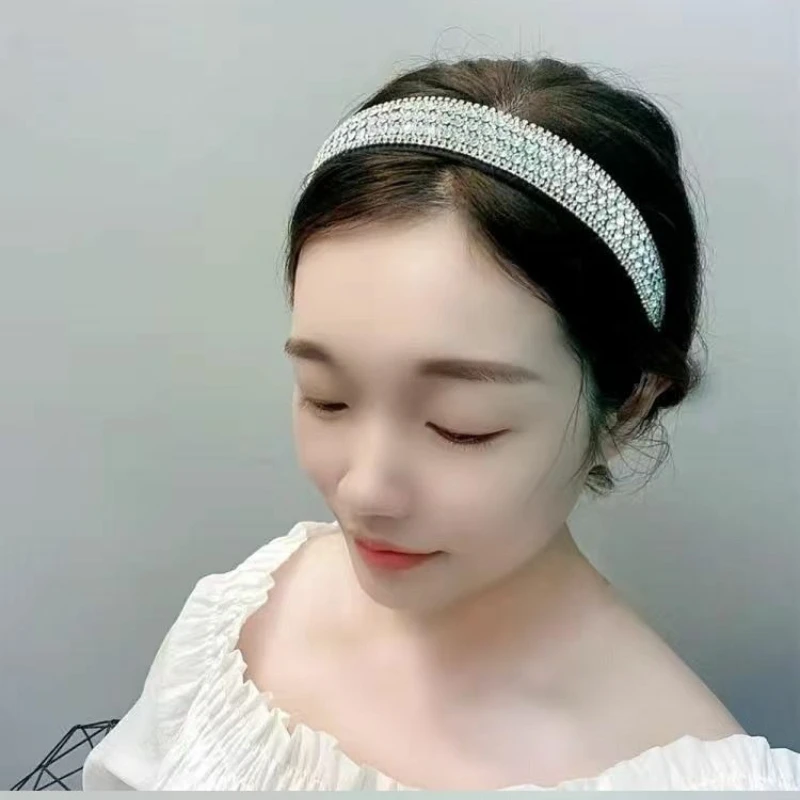 

Women Korean Style Hair Accessories Hairbands Female Hair Clip Hair Styling Tools Ladies Rhinestone Hairpins Wide Edge Headdress
