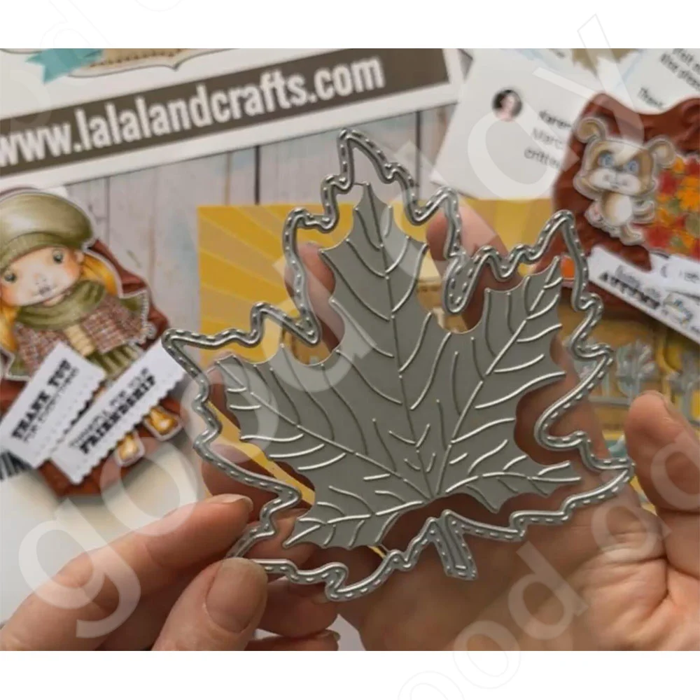 New Arrival Christmas Maple Leaf Metal Cutting Dies Scrapbook Diary Decoration Embossing Template Diy Greeting Card Handmade
