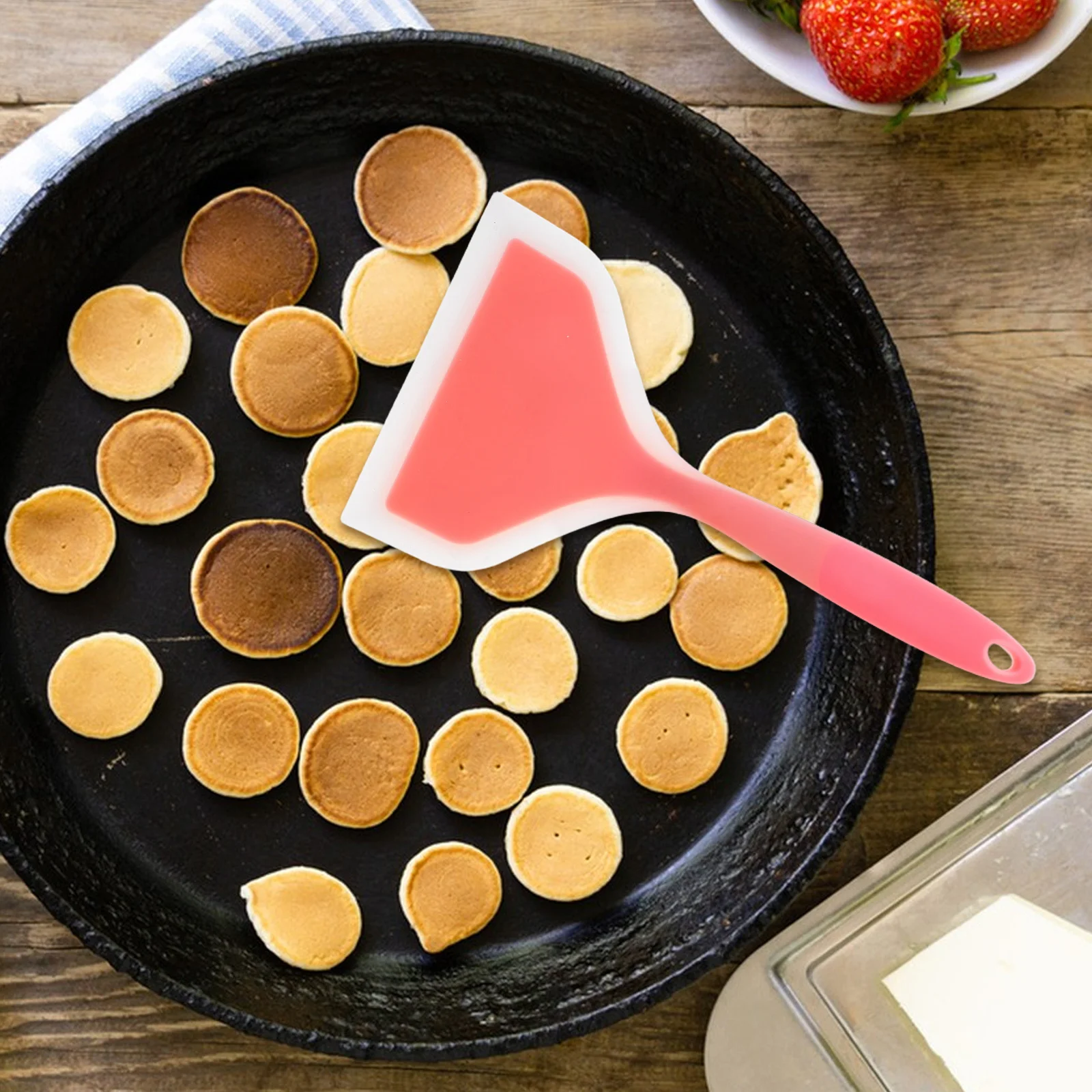 

4Pcs Silicone Pancake Spatula Wide Flexible Non-Stick Cooking Utensils Turner Multi-Use Silicone Spatula for Omelette Fish