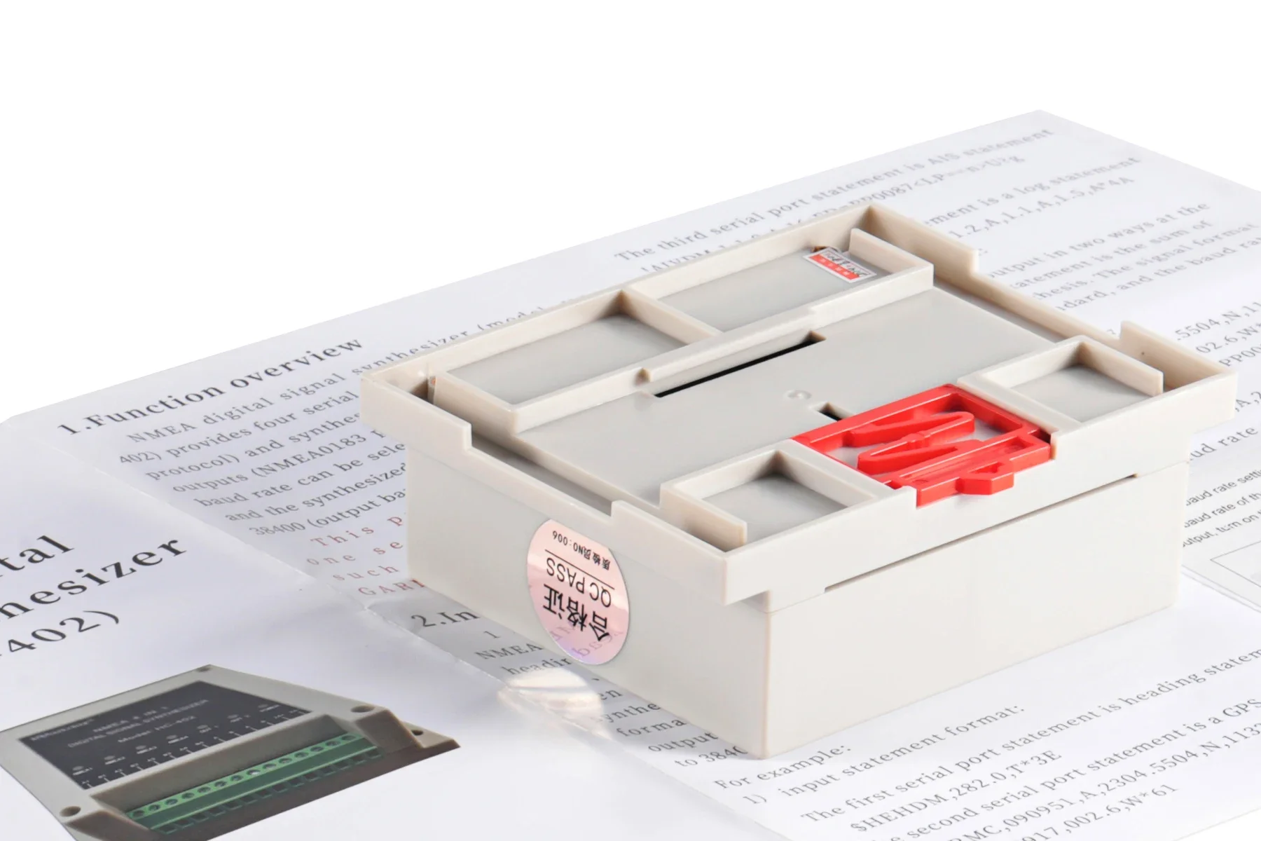 Matsutec HC-402 NMEA Multiplexer NMEA مُركِّب الإشارات الرقمية 4 في 1، مدخل 4 قنوات NMEA0183، مخرج 1 قناة NMEA0183.