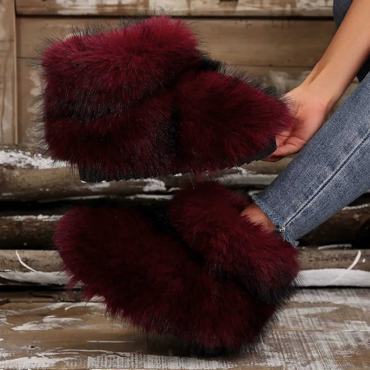 Women\'s Winter Snow Boots Outdoor Luxury Furry Faux Fox Fur Boots Woman Plush Warm Platform Shoes New Fashion Bottes Big Size