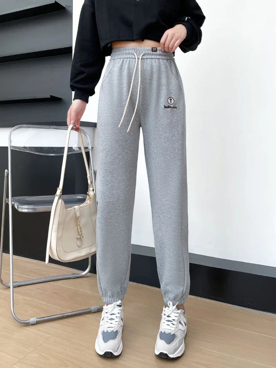 

Autumn Winter Women Drawstring Slim Skinny Leggings Sports Pants Letter Embroidered Printing Loose Cargo Pants