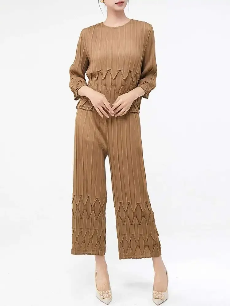 

Miyake 2025 Summer New Fashion Solid Colour Set Pleated Pants Set Nicole Design Women's Round Neck T-Shirt + Wide Leg Pants