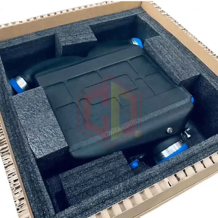 Producenci części samochodowych Benz Automotive Parts Intercooler China Modification Intercooler dla Mercedes Benz M276 C43