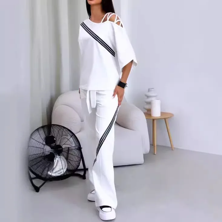 New autumn outfit, fashionable off shoulder loose short sleeved sweatshirt, wide leg pants, casual pants, two-piece sports suit