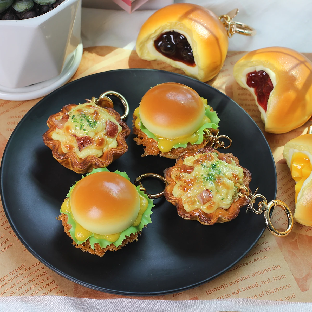 1 Colgante de Hamburguesa con Queso, Colgante para Bolso con Forma de Tarta de Huevo y Jamón, Decoración para Colgar en el Coche