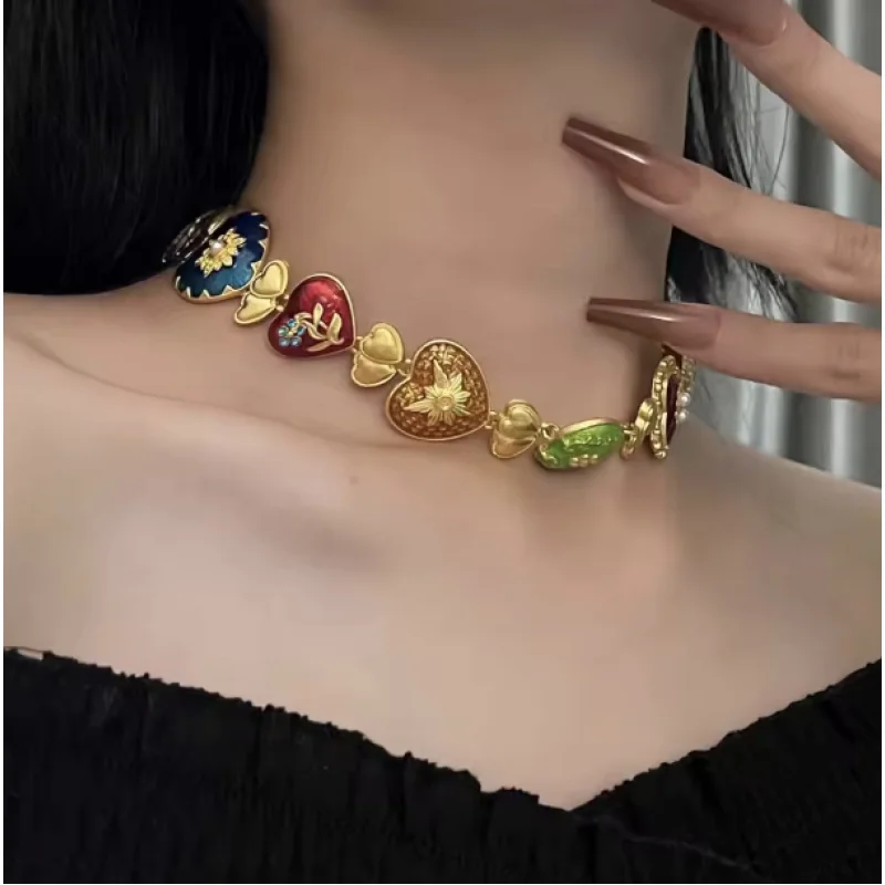 

Trendy colorful rhinestone love heart bracelet artistic carving jewelry set Wholesale