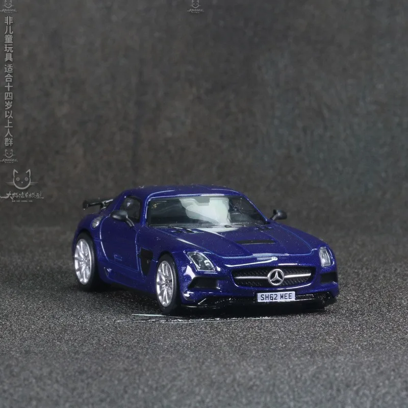 Tarmac Works 1/64 Diecasts Model Car Mercedes Benz SLS AMG Coupe Black SHMEE Alloy Car Model Toys for Boys Collection Gift