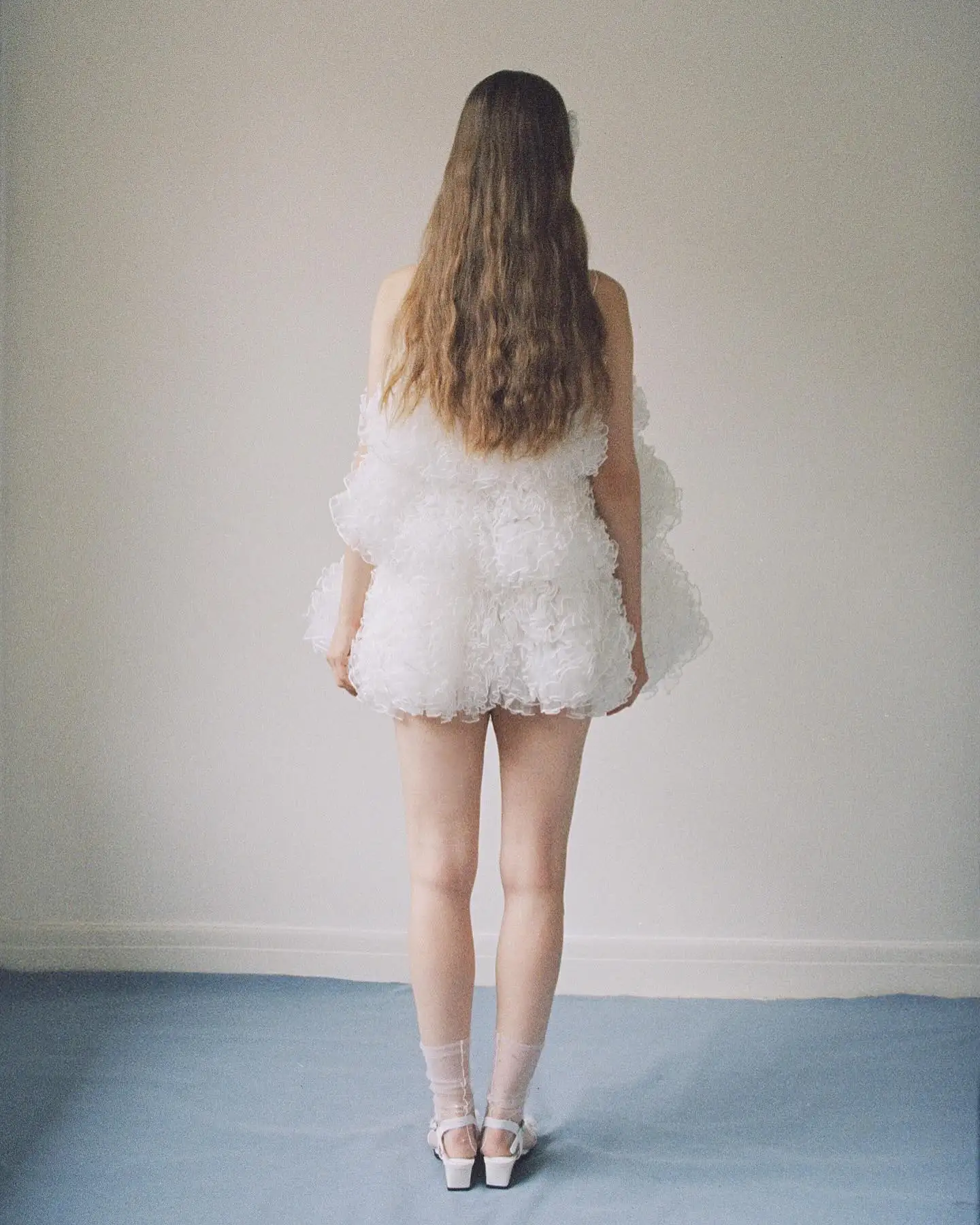 Extra inchado malha plissado mini vestido de festa luxo tule em camadas feminino verão vestido de baile novo sem mangas malha curto vestidos de aniversário