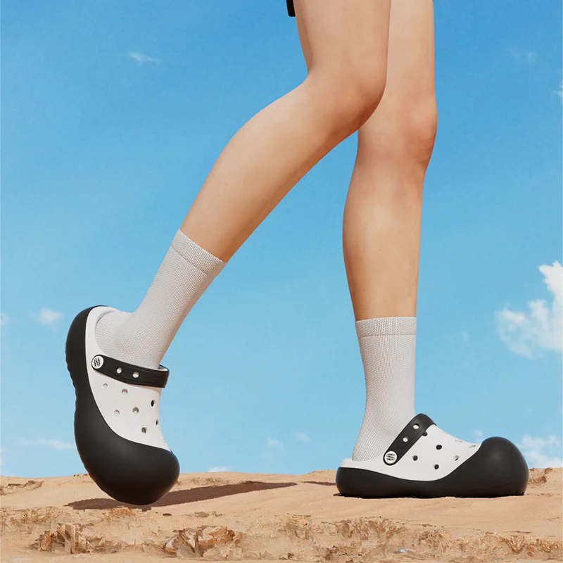 Hole Garden Shoes For Men 2024 Summer Instagram Women Thick Soled Soft Soled Outdoor Beach Sandals For Couples