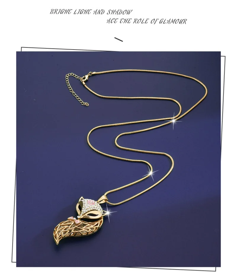 سلسلة سترة الثعلب عبارة عن قلادة عصرية وطويلة ومتعددة الوظائف للنساء في الخريف والشتاء