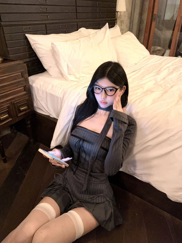 New Autumn Sexy Sweet Fashion 2 Piece Set Women Design Strapless Tops+Cardigan + Pleat Skirt Harajuku Elegant Chic Retro Outfits