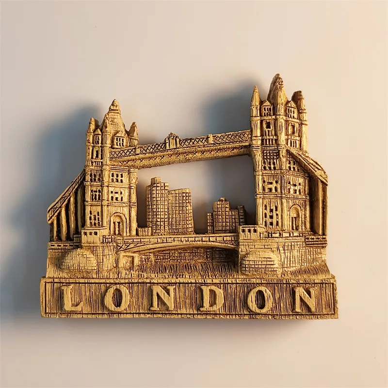 Creative 3D Retro Architectural Decorative Magnetic Fridge Magnet for London Tower Bridge Tourist Souvenirs (Made of Resin)